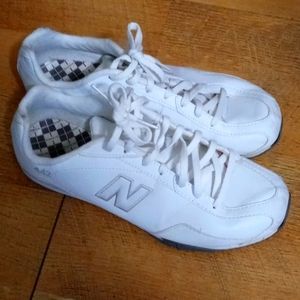 New Balance white tennis shoes